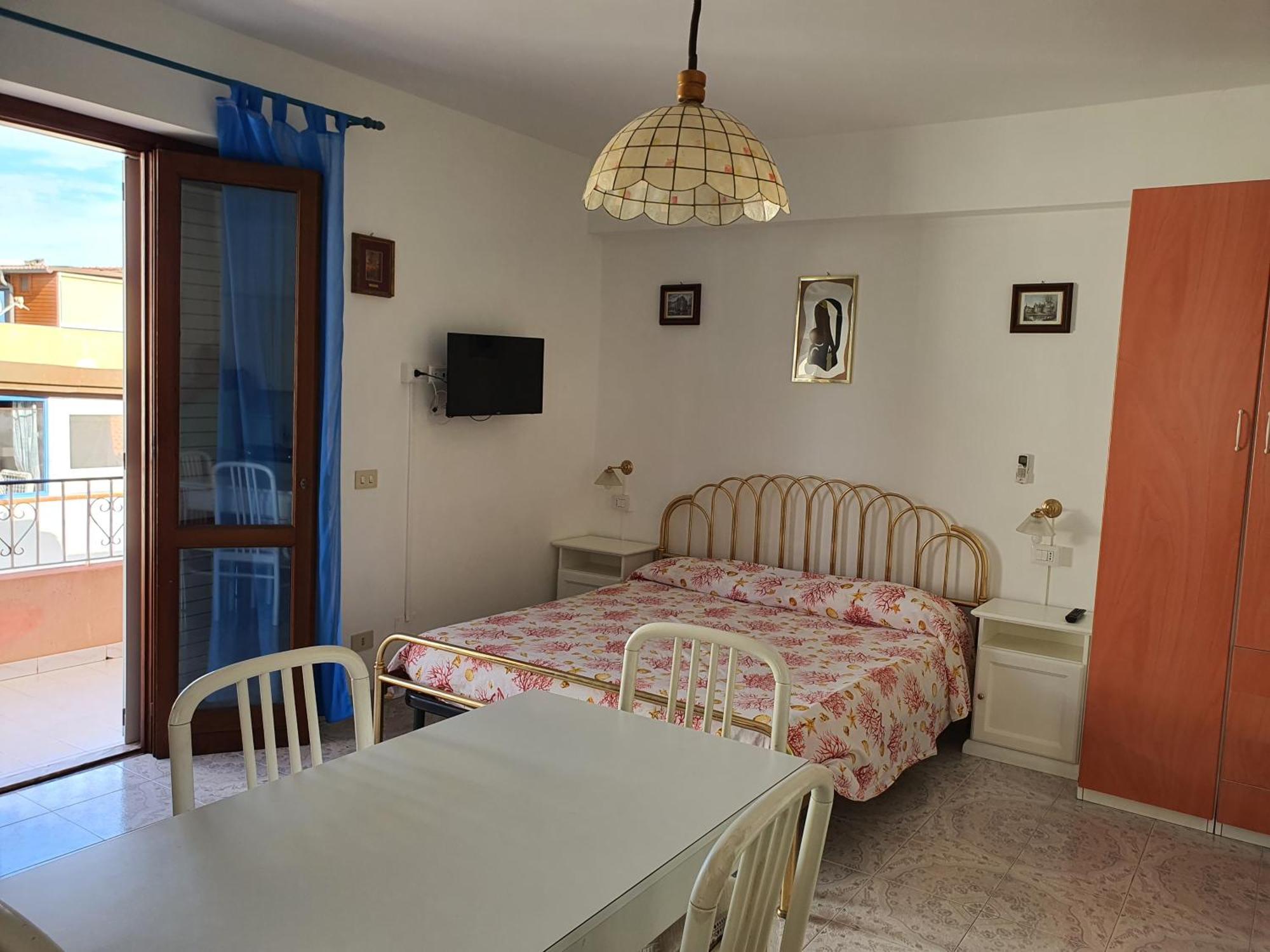 Case Vacanza Armando "Lipari" Canneto  Rom bilde