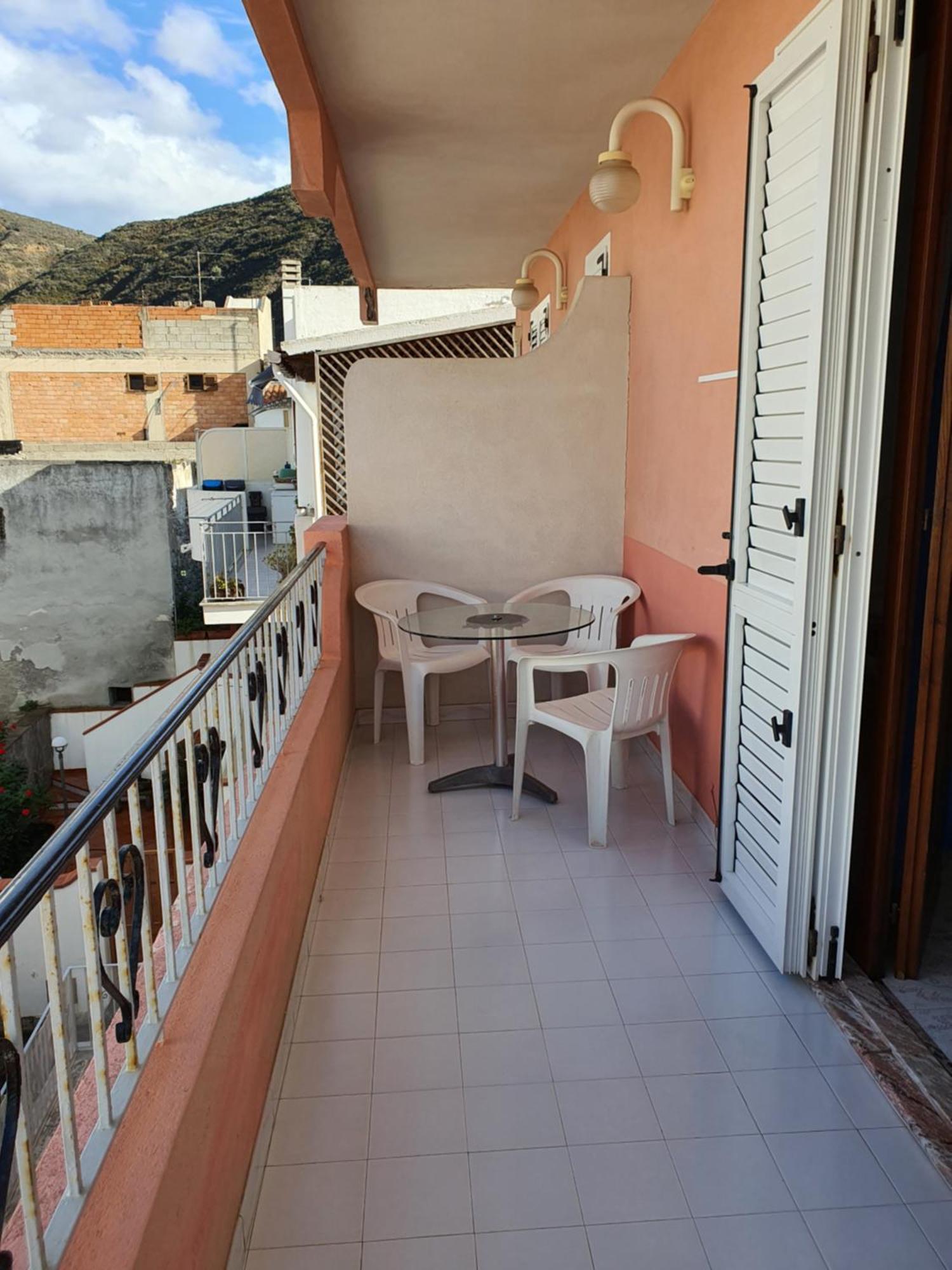Case Vacanza Armando "Lipari" Canneto  Rom bilde
